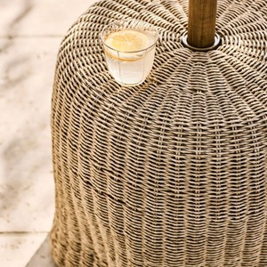 ร่มชายหาดดีไซน์ใหม่ พร้อมฐานและโครงสร้างจากไม้สักธรรมชาติ พร้อมหวายสาน สำหรับใช้กลางแจ้งในลานบ้าน - แจ๊คกี้ - Product Image 3