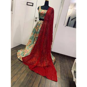 Belle impression numérique Lehenga Choli ensembles pour femmes pour la fête - Product Image 1