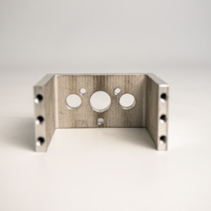 Bloc de serrage angulaire en acier inoxydable de précision CNC pour prototypage express AMT VINA – Faible MOQ et livraison rapide - Product Image 1