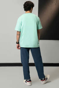 เสื้อยืดแขนสั้นผู้ชาย คุณภาพพรีเมียม ผ้าฝ้ายเรียบ รับสกรีนโลโก้ตามสั่ง ผู้ผลิต OEM ขายส่ง - Product Image 4