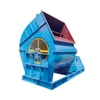 VENTILATEUR CENTRIFUGE INDIRECT À HAUT DÉBIT D'AIR TOMECO CFE.BL 245 POUR FOURNIR DE L'AIR FRAIS POUR LE SYSTÈME DE PROTECTION INCENDIE DE HAUTE CONSTRUCTION