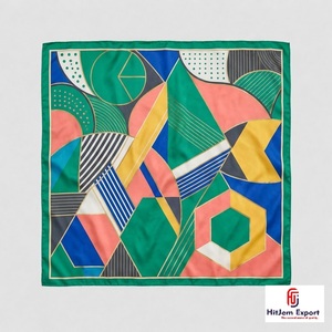Foulard carré imprimé sur mesure effet soie, doux et léger, fabricant OEM ODM, produits textiles personnalisés Gotland, vente en gros - Product Image 4