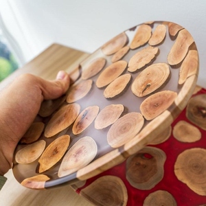 Plato de Servir de Madera de Acacia Natural y Resina, Vajilla Hecha a Mano para el Hogar, Cafetería y Restaurante, Plato de Madera Artesanal - Product Image 4