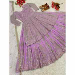 Atractivo Conjunto de Top y Lehenga con Bordado de Georgette y Lentejuelas con Dupatta Color Lavanda - Product Image 6