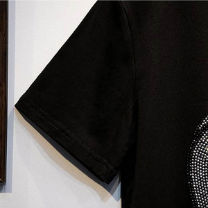 เสื้อยืดผู้ชายประดับเพชรเทียม ลายกราฟิกทันสมัย ผ้าฝ้ายเนื้อนุ่ม สวมใส่สบาย สไตล์สตรีทแวร์ แขนสั้น - Product Image 3