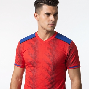 Ensemble de maillot de football unisexe personnalisé rouge col en V avec accents bleus, manches courtes, évacuation de l'humidité, taille élastique, toutes saisons - Product Image 5