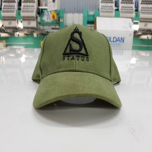 Gorra Snapback Moderna de Estilo Urbano con Corona Estructurada, Visera Plana y Bordado Personalizado Premium para Colecciones de Moda Urbana - Product Image 2