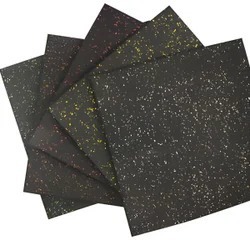 Dalles de sol en caoutchouc recyclé pour gymnase moderne, 30 mm, 500 mm x 500 mm - Product Image 2