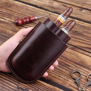 Étui à cigares en cuir véritable avec coupe-cigares intégré, idéal pour les voyages et l'usage quotidien, en vente à un prix raisonnable. - Product Image 3