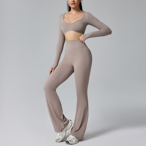 Conjunto Deportivo Transpirable para Mujer, Cuello en V, Manga Larga, Antiarrugas, Top Corto, Pantalones Acampanados con Efecto Levanta Glúteos, 2 Piezas - Product Image 6