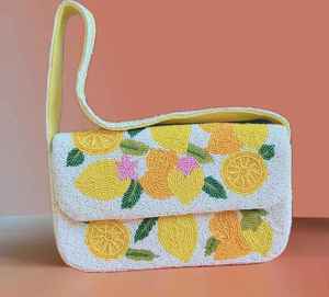 Bolso Bandolera Floral Rose Garden - Material de Lino Impermeable y Ecológico, Diseño Elegante y Floreciente - Product Image 3