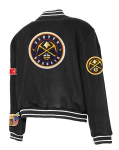 เสื้อแจ็คเก็ตวูลวาร์ซิตี้สีดำของทีมเดนเวอร์ นักเก็ตส์ - Product Image 3