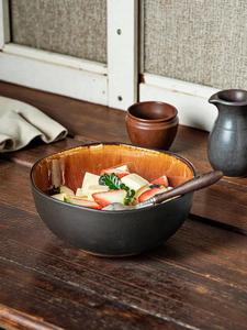 Bol de service en céramique exclusif, éclatant avec sa glaçure bicolore, design profond à pied, finition durable, sans danger pour les aliments, idéal pour la décoration de table. - Product Image 3