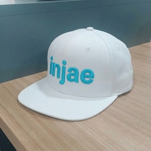 Casquettes Snapback 6 Panneaux Personnalisées OEM Broderie 3D Visière Plate Structurée ODM Faible MOQ Usine de Fabrication de Casquettes - Product Image 3