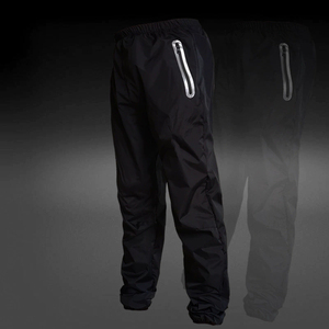 Conjunto Deportivo Impermeable y Transpirable de Secado Rápido para Hombre, Marca Whiteaura International, Color Negro, con Capucha, Ligero, de Poliéster - Product Image 6