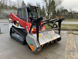Broyeur forestier pour chargeuse compacte sur chenilles, idéal pour le défrichement et l'entretien des terres agricoles - Product Image 6