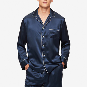 Ensemble de pyjama en soie 2 pièces pour homme, haut à manches longues de couleur unie avec boutons et poches, pantalon à taille élastique, vêtements de nuit classiques - Product Image 4