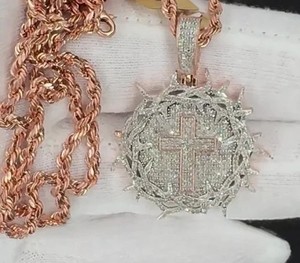 VVS Moissanite diamant GRA certifié argent Sterling 925 entièrement glacé épines avec croix pendentif à breloque bijoux élégants pour hommes - Product Image 1