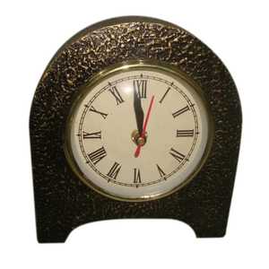 Reloj de Mesa de Lujo con Números Romanos Dorados, Marco de Metal Negro, Reloj de Escritorio Vintage, Silencioso, de Cuarzo, Giratorio, Decorativo - Product Image 4