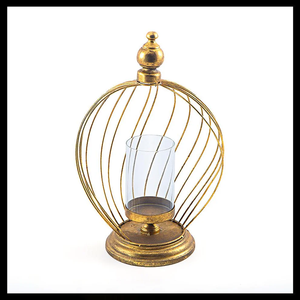 Portavelas de metal sofisticado y ecológico para decoración interior de primera calidad, creando una atmósfera refinada con un acabado artístico. - Product Image 5