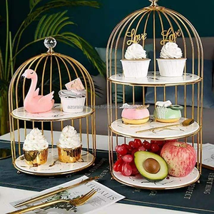 Soporte único de metal para tartas con base en espiral y parte superior lisa, ideal para uso decorativo en fiestas, recepciones de Azora Industries - Product Image 6