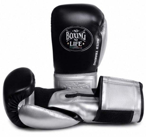 Guantes de Boxeo Profesionales Personalizados en Plata y Negro, Sin Boxeo No Hay Vida, de Cuero Genuino de Alta Calidad, Transpirables y Ligeros con Cordones - Product Image 2