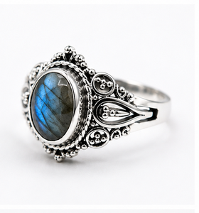 Labradorite Silver <b>Ring</b>, Natural Oval Labradorite Gemstone <b>Ring</b>, 925 Sterling Silver Jewelry, Handmade <b>Boho</b> Vintage <b>Ring</b> - Product Image 1