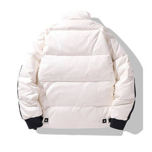 Doudoune matelassée pour femme, nouvelle collection hiver, design tendance, personnalisable avec logo, fermeture éclair, fourrure, imperméable, garnissage en duvet de canard, capuche amovible, 2026 - Product Image 4