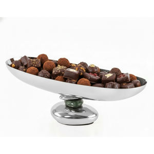 Bol à chocolat ovale moderne en argent sur base verte polie, élégant plat de service en métal, centre de table décoratif pour bonbons ou desserts - Product Image 1