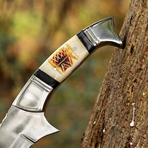 Cuchillo de caza de acero inoxidable forjado a mano con mango de hueso de camello y espiga completa - Product Image 4