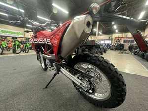 มอเตอร์ไซค์ GASGAS ES 700 รุ่นใหม่คุณภาพสูงแบบดูอัลสปอร์ต - Product Image 3
