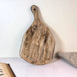 Planche à découper rustique vintage en bois massif, style ferme, pour la décoration de cuisine et la présentation alimentaire, vente en gros - Product Image 1