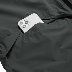 Survêtement de pluie léger et pliable en polyester avec poches latérales doubles, coupe classique, confortable pour toutes les conditions météorologiques et le travail en extérieur - Product Image 3