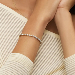Magnifique bracelet tennis en diamant de laboratoire taille idéale en or blanc 14 carats, certifié, bijou raffiné et durable, chef-d'œuvre de la série. - Product Image 3
