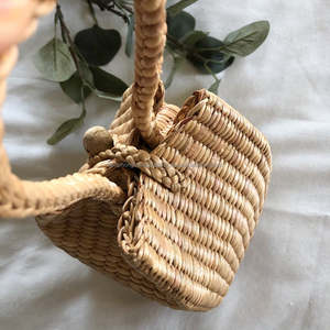 กระเป๋าถือสตรีดอกผักตบชวาสไตล์แฟชั่นกระเป๋าสานมือกระเป๋าเป็นมิตรต่อสิ่งแวดล้อมผลิตในเวียดนาม - Product Image 5