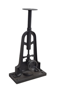 Mesa Auxiliar Industrial Ajustable de Metal con Elevación por Manivela, Mesa de Centro Cuadrada Estilo Industrial - Product Image 2