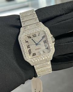 Reloj de pulsera cuadrado de lujo con diamantes pavé, esfera con números romanos, fecha automática, oro blanco, unisex - Product Image 1