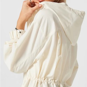 Chaqueta Larga con Capucha y Cremallera para Mujer, Estilo Utilitario, Manga Larga, Tejido de Poliéster, para Primavera - Product Image 6