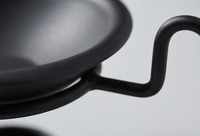 Brûleur d'encens en fer noir minimaliste avec bras cantilever et support pour bougie chauffe-plat, vente en gros