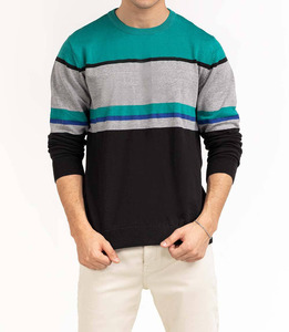 Pull en maille de cachemire noir uni à col rond en mohair et laine pour homme - Product Image 5