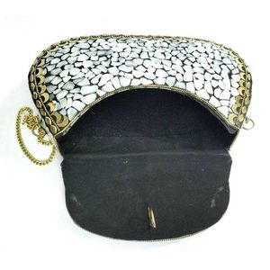 กระเป๋าคลัทช์งานเลี้ยงกลางคืนสุดหรูสำหรับผู้หญิง ทำจากโลหะผสมโบราณ ประดับคริสตัล  เป็นเครื่องประดับแฟชั่น - Product Image 5