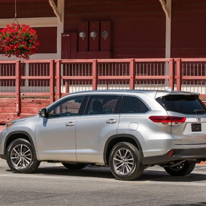 SUV haut de gamme Highlander 7 places, prix d'usine, performances fiables, prêt à l'exportation dans le monde entier, livraison rapide - Product Image 2