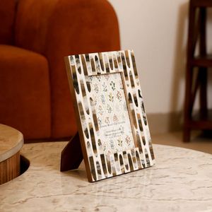 Premium Handmade Resin Photo <b>Frame</b> 4x6 | Luxury Tabletop <b>Picture</b> <b>Frame</b> | Home Decor & Gift Item - Product Image 5