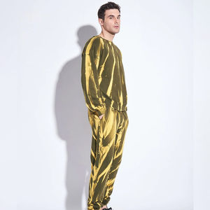 Nouvelle Arrivée Survêtements Homme Séchage Rapide Style Urbain Grande Taille Ensemble Couleurs Contrastées Logo Personnalisé Imprimé Prix Bas OEM - Product Image 2