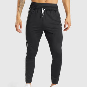 Pantalones Deportivos para Hombre de Tela Tejida, Fabricación Profesional, Textura Suave, para Uso Diario, en Venta - Product Image 1