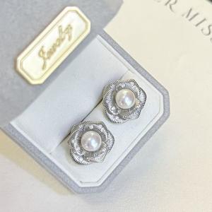 ต่างหูแบบติดหูรุ่นใหม่ ลายดอกคามิลเลีย ประดับด้วยงานฝีมือสามมิติแบบฝัง Haoshi - เครื่องประดับแฟชั่น ขายส่งและขายปลีก - Product Image 5