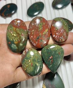 Lot de pierres précieuses naturelles en hématite, cabochons en hématite de forme libre pour la fabrication de colliers, cabochons de formes variées de chez ASHU GEMS - Product Image 4