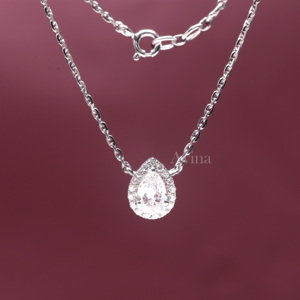 จี้เพชรทรงลูกแพร์แบบ Halo ที่ได้รับการรับรองจาก IGI พร้อมสร้อยคอทองคำ 14K สีโรสโกลด์/สีเหลืองและสีขาว เครื่องประดับเพชรที่ยั่งยืน - Product Image 2