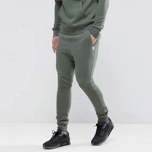 Vente en gros de survêtements de sport OEM et de survêtements personnalisés en molleton de coton pour hommes, survêtements unis. - Product Image 2