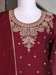 Costumes Salwar de qualité supérieure pour mariage, disponibles à prix de gros pour l'exportation depuis l'Inde - Product Image 6